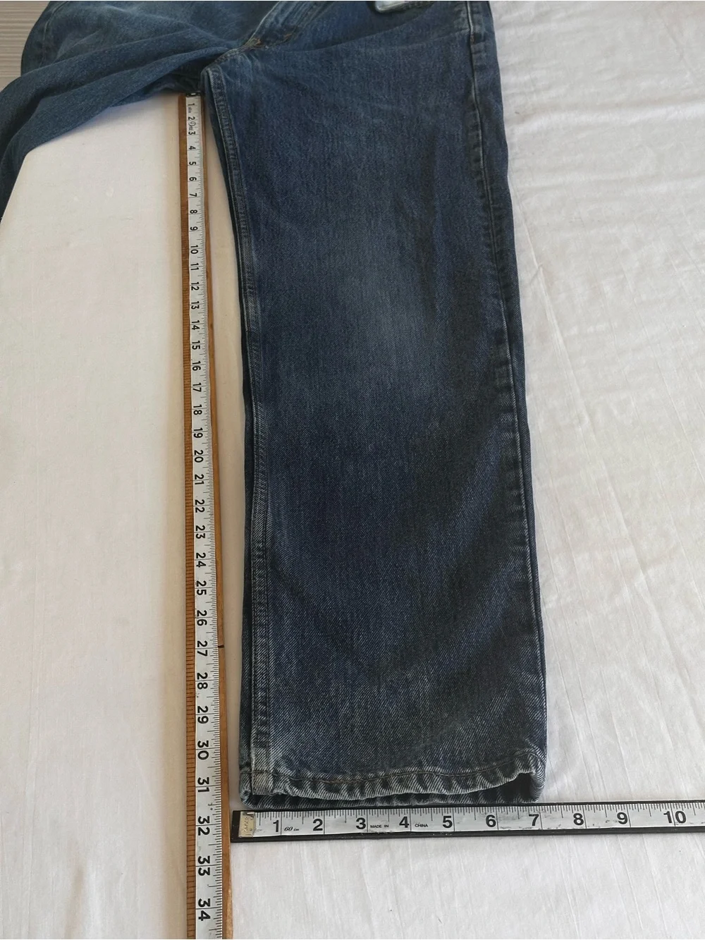 Levi’s 550 Relaxed Fit Dark Wash Jeans 30x34 Vintage Y2K Skater Streetwear